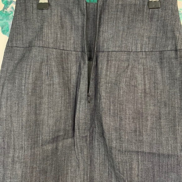 Denim pencil skirt - Picture 2 of 2